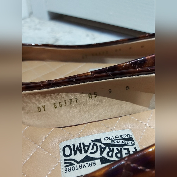 Salvatore Ferragamo | Leopard 🐆 Flats - Picture 2 of 16